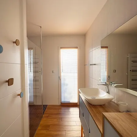 Maison Margot  *